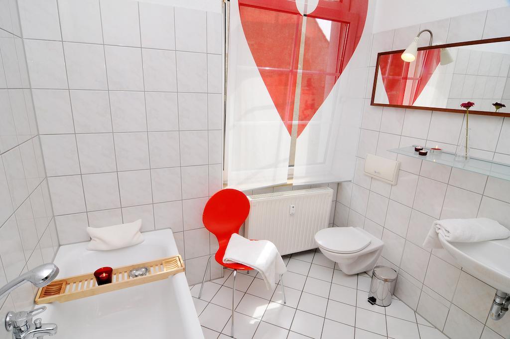 Pension Muellers Alte Backstube Hotel Райхенбах-им-Фогтланд Стая снимка