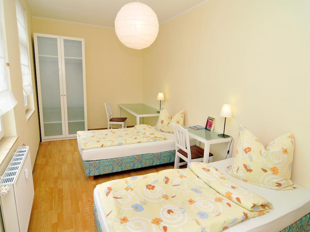 Pension Muellers Alte Backstube Hotel Райхенбах-им-Фогтланд Стая снимка